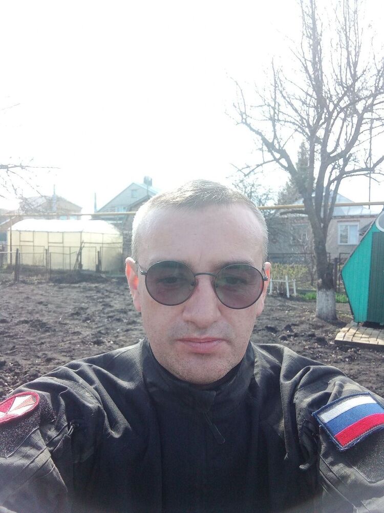  53114164  Albert, 40 ,    