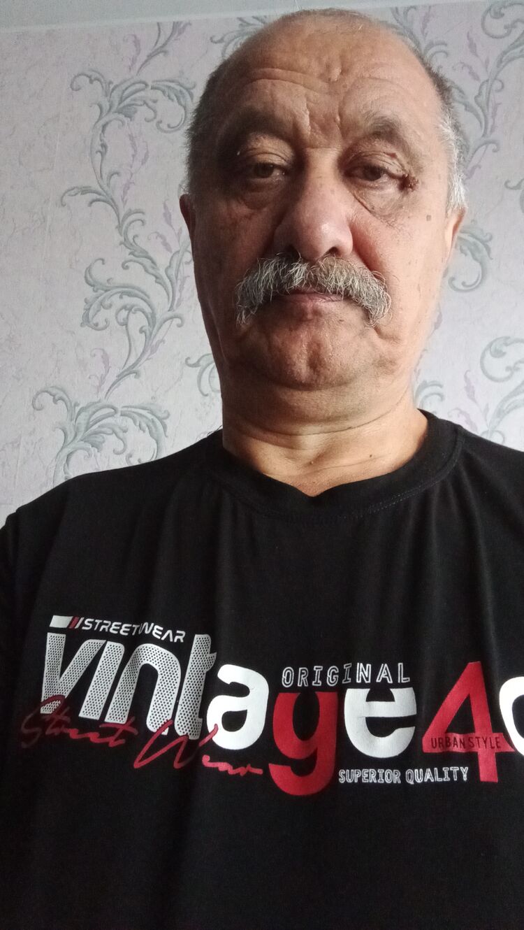  54714684  Igormine, 64 ,    