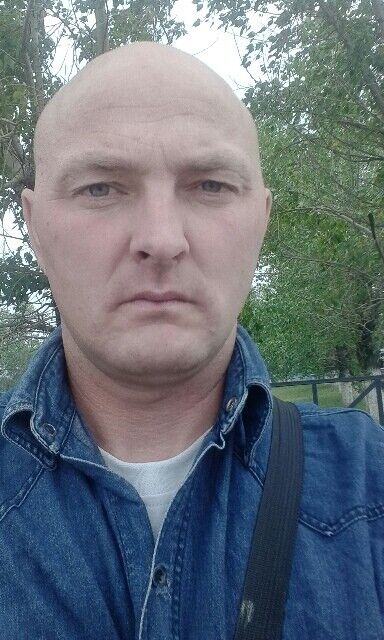  ,   Zik, 47 ,   