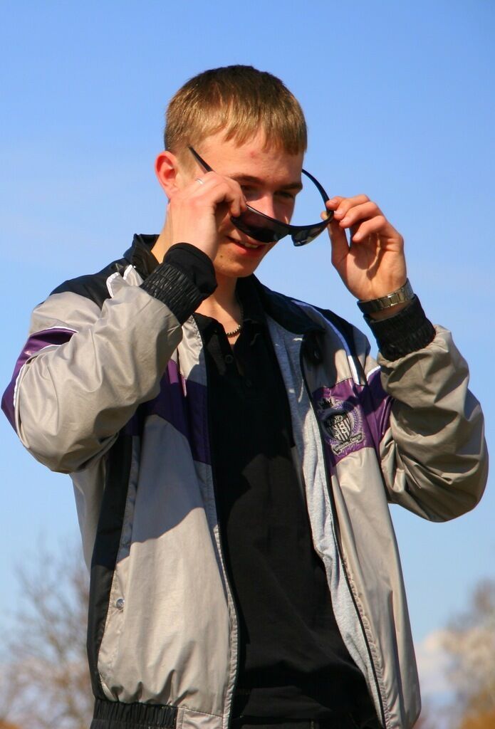  29363804  Alex, 36 ,    