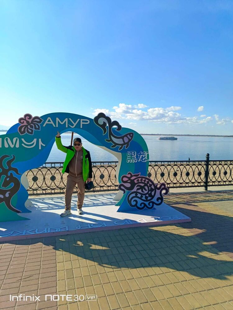  ,   Georgiy, 38 ,   ,   , c , 