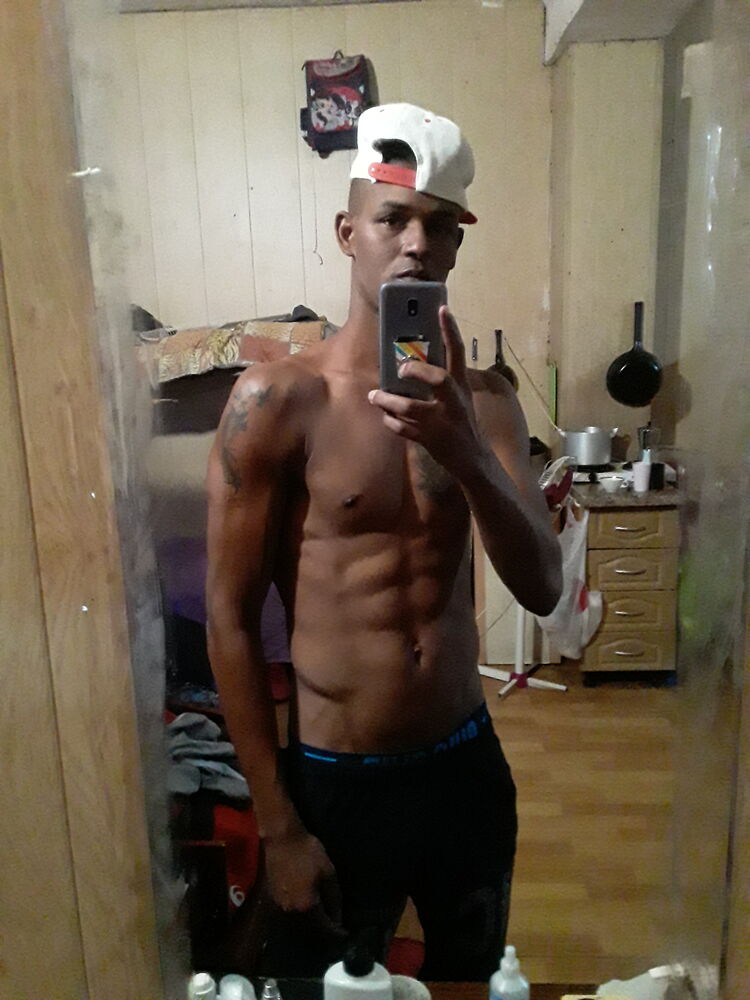  34595964  Yoandi, 31 ,    