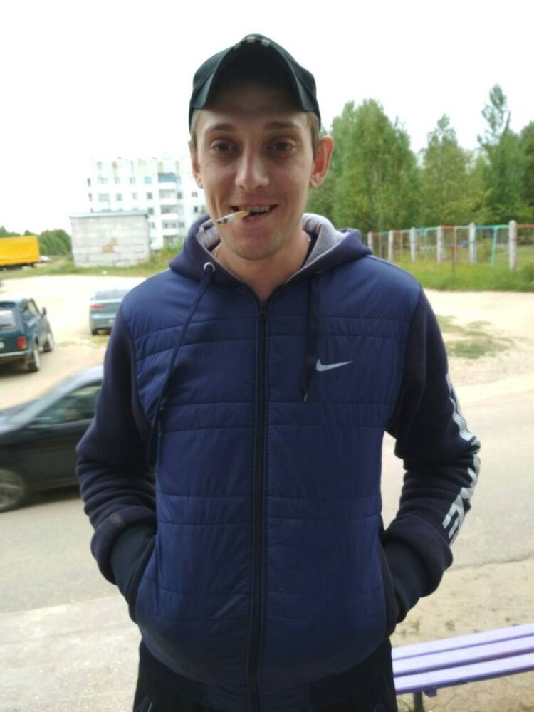 11203604  Oleg, 35 ,    