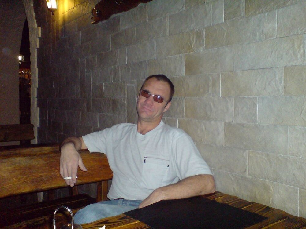  14624934  Oleg, 57 ,    