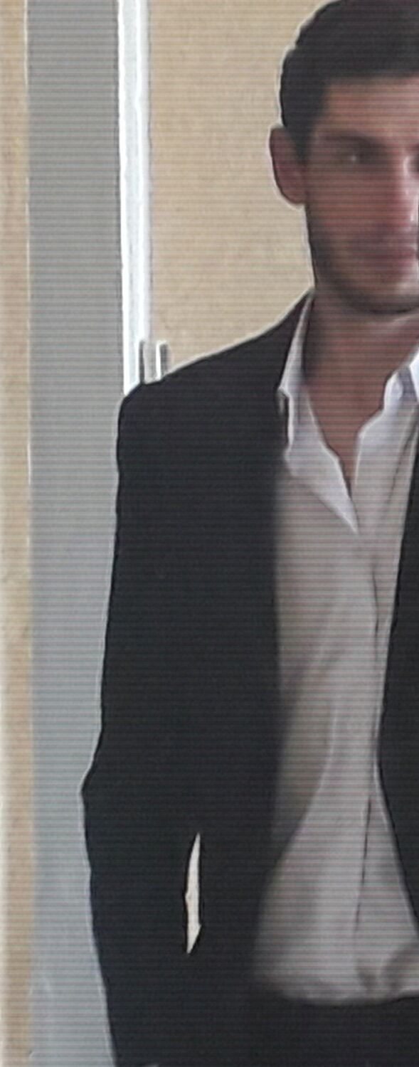  31611494  Damon, 30 ,    