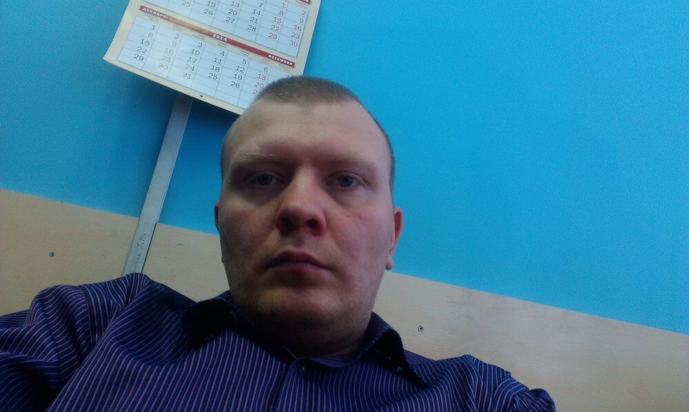  ,   Alleks, 42 ,   , 
