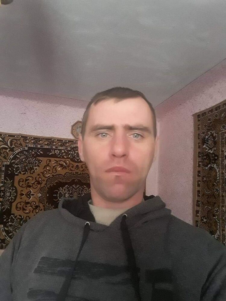  ,   Andriy, 40 ,   ,   , c 
