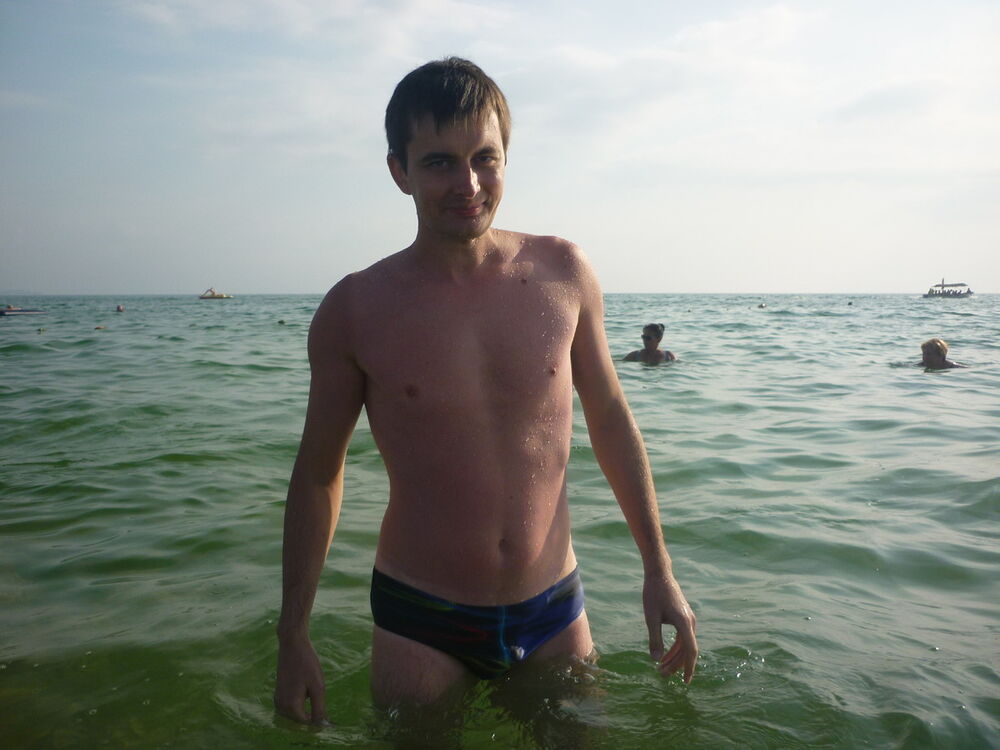  ,   Aleksandr, 42 ,   