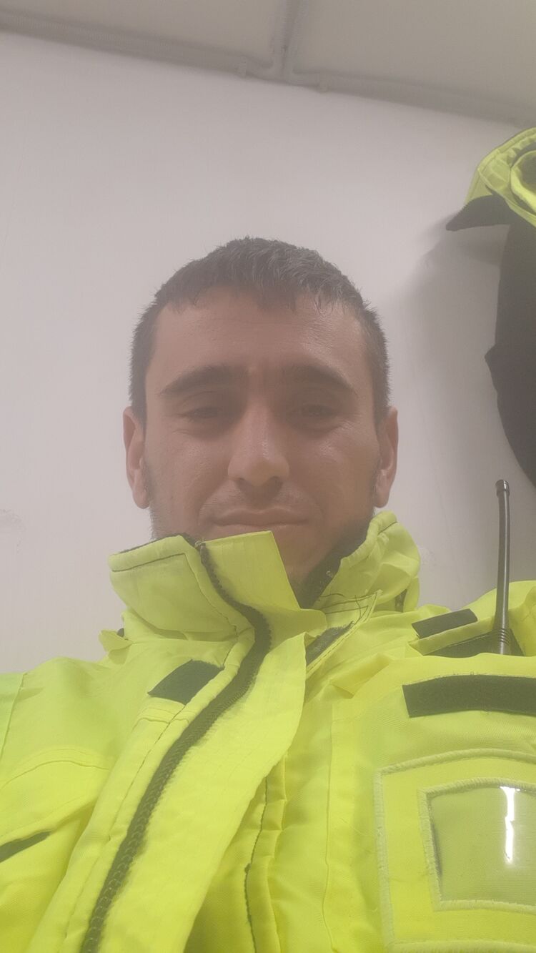  29515814  Maruf, 28 ,    