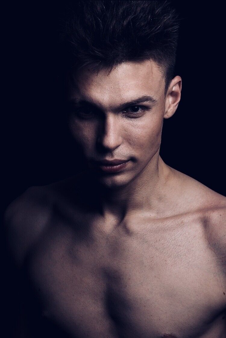  16643784  Leonard, 32 ,    