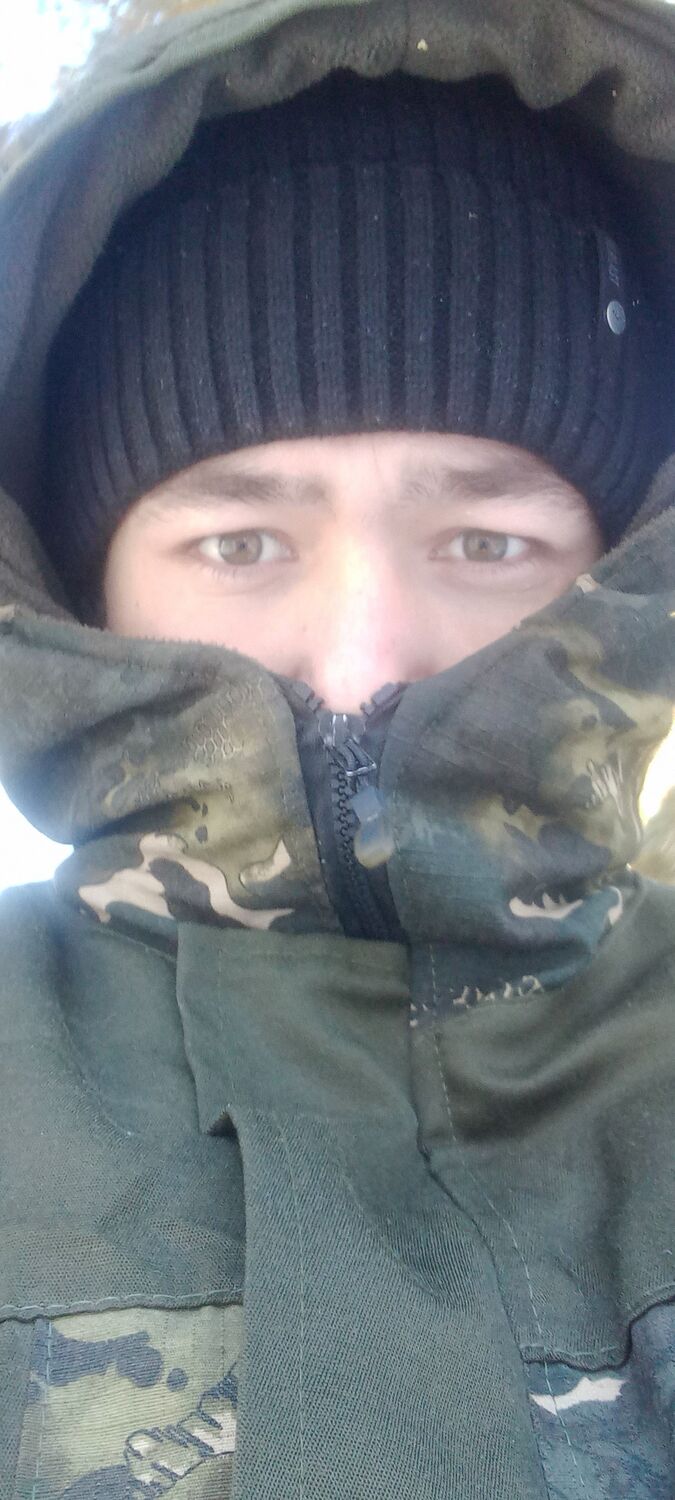  44050484  Dilmurodbek, 21 ,    