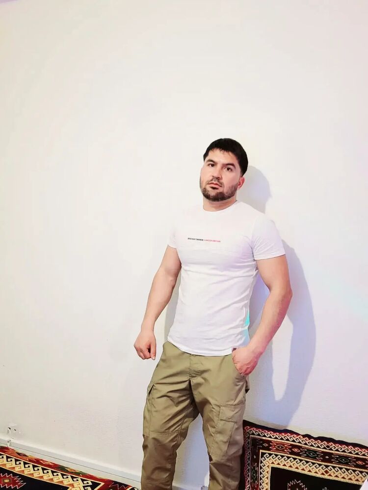 ���� 54832394 ������� Mansoor, 31 ���, ���� ���������� � 1er Arrondissement