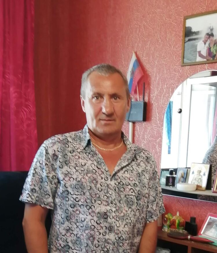  43288324  , 57 ,    