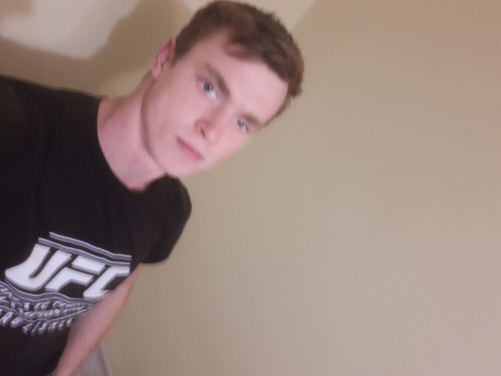  44217724  , 28 ,    