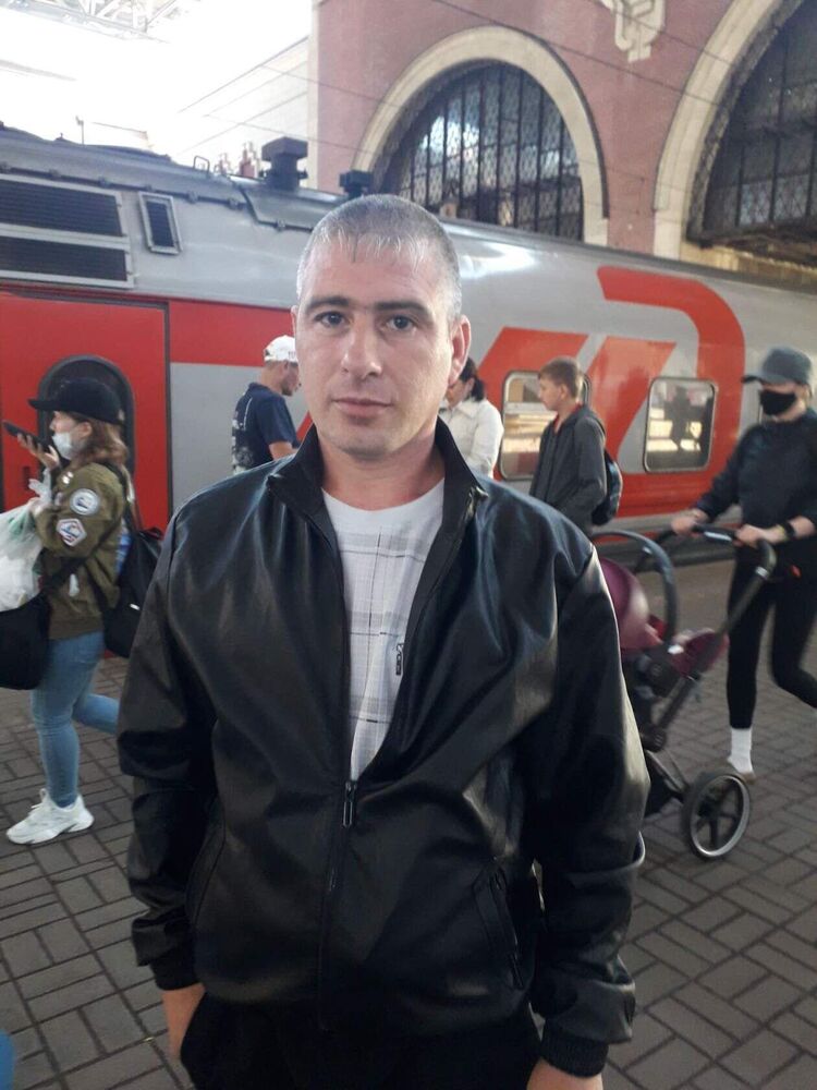  34381734  Nikolay, 42 ,    