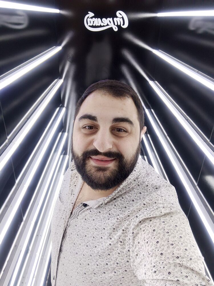  ,   Gevorg, 31 ,   ,   