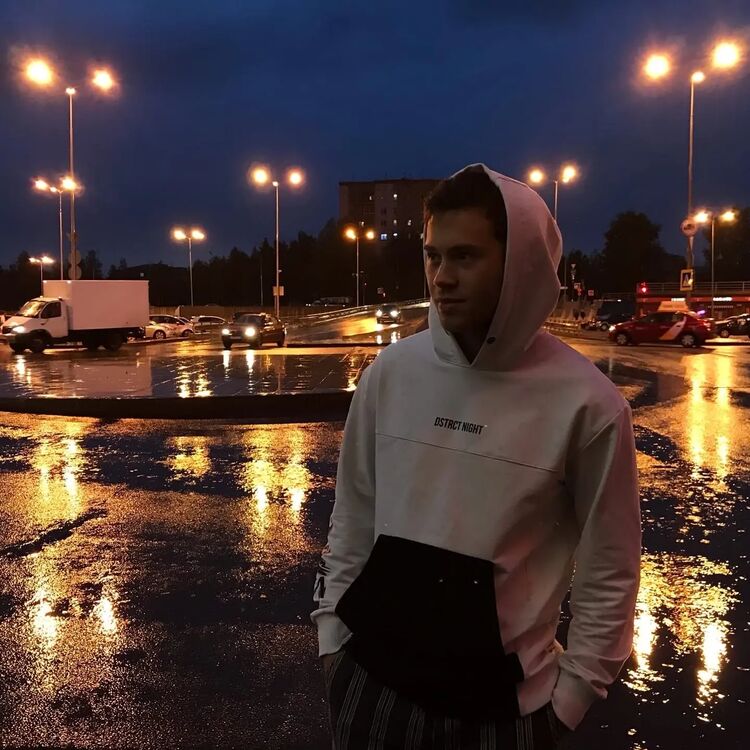  ,   Nikita, 24 ,   ,   , 