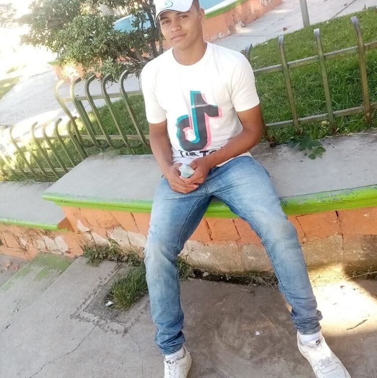  Grenville,   Ariel, 21 ,   ,   