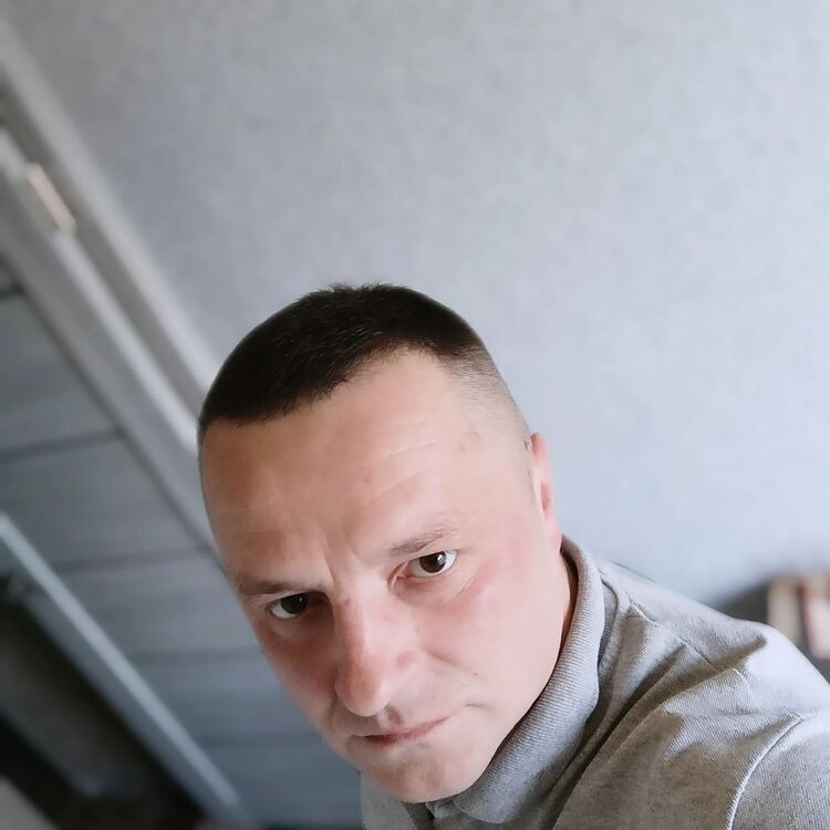  43270444  , 40 ,    