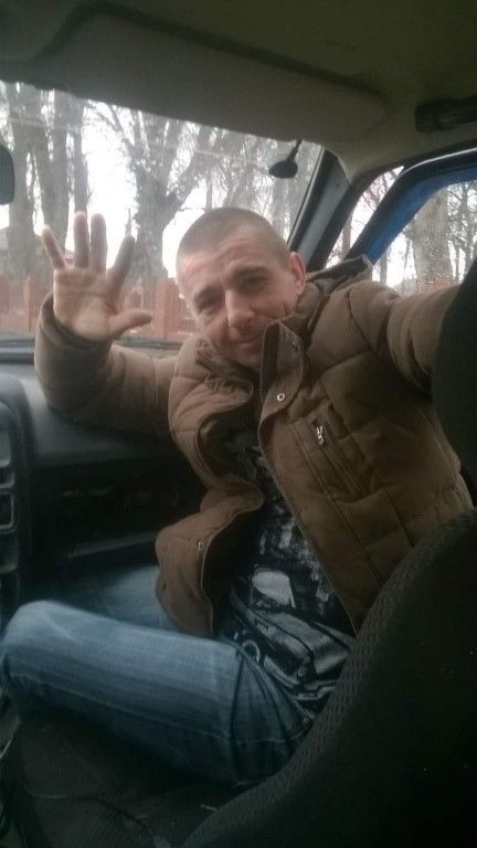  --,   , 44 ,  