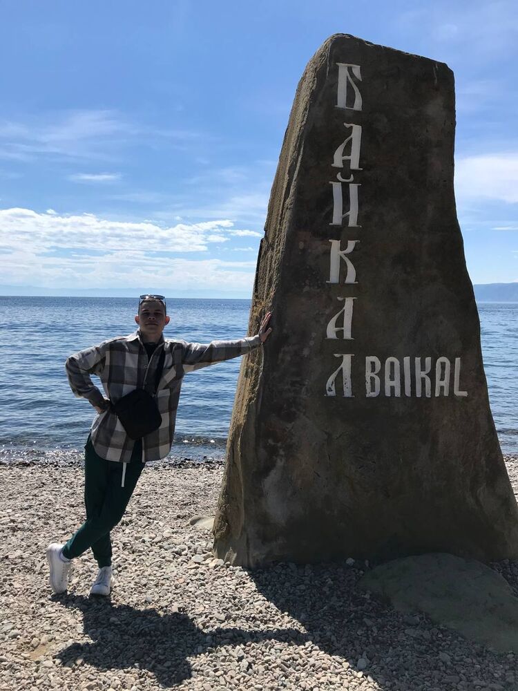  44480864  Mikhail D, 26 ,    