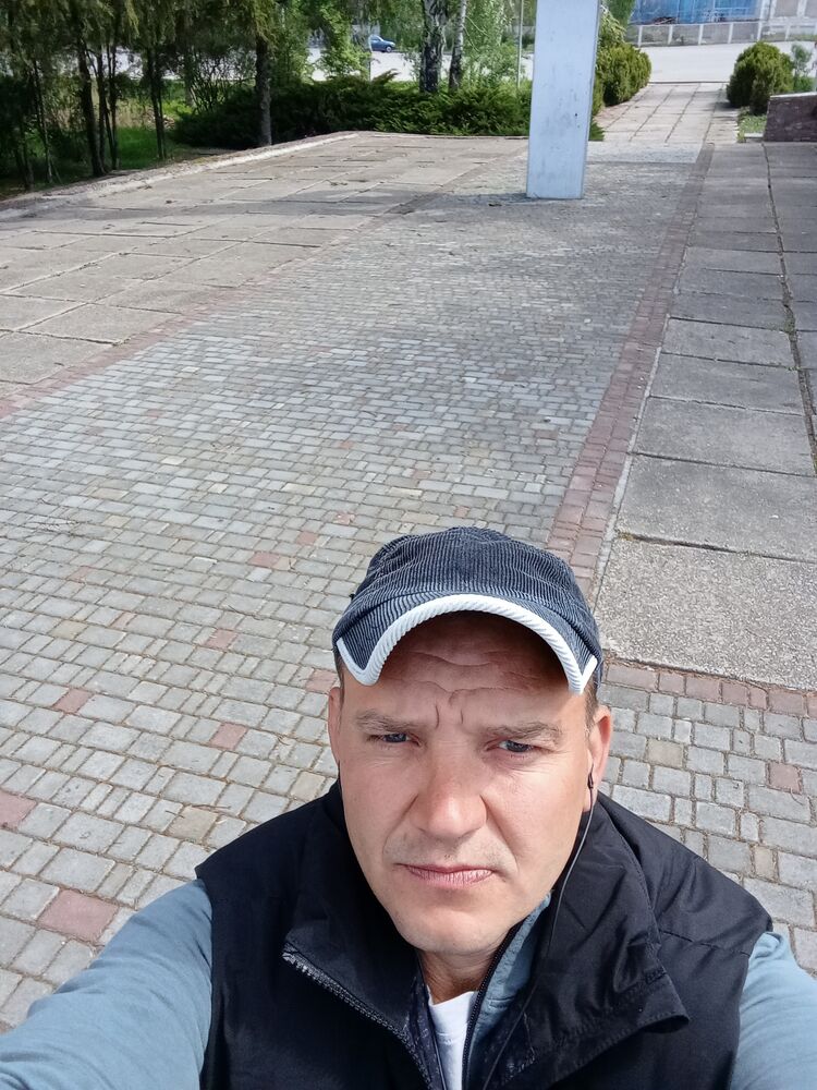 ,   Sasha, 35 ,   ,   