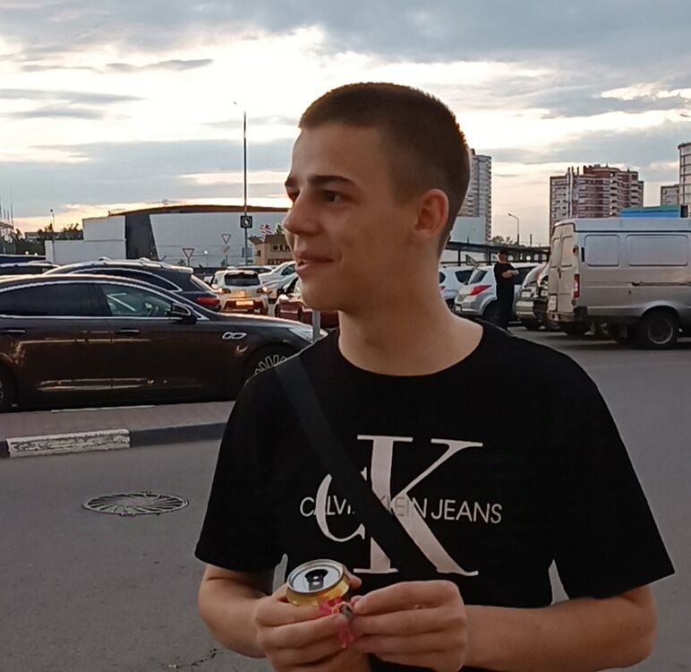  47339444  , 19 ,    