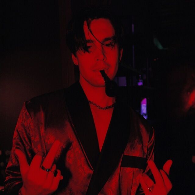  51530944  Georgy, 22 ,    