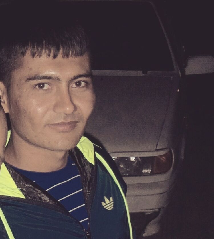  43648644  , 35 ,    