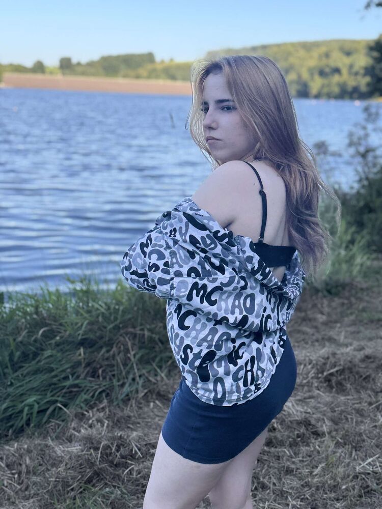  Dillingen,   , 22 ,   c 