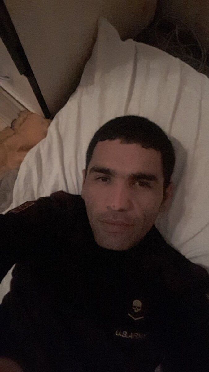  ,   M, 33 ,   