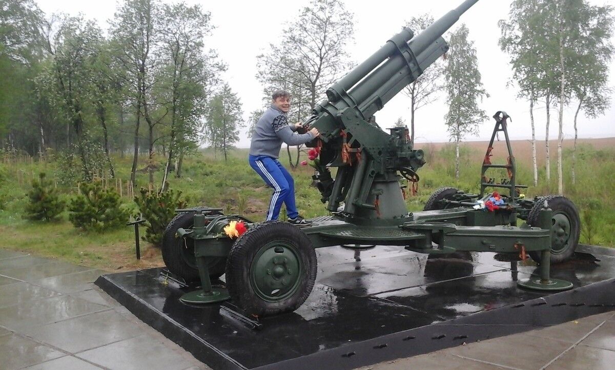  10724644  , 51 ,    -