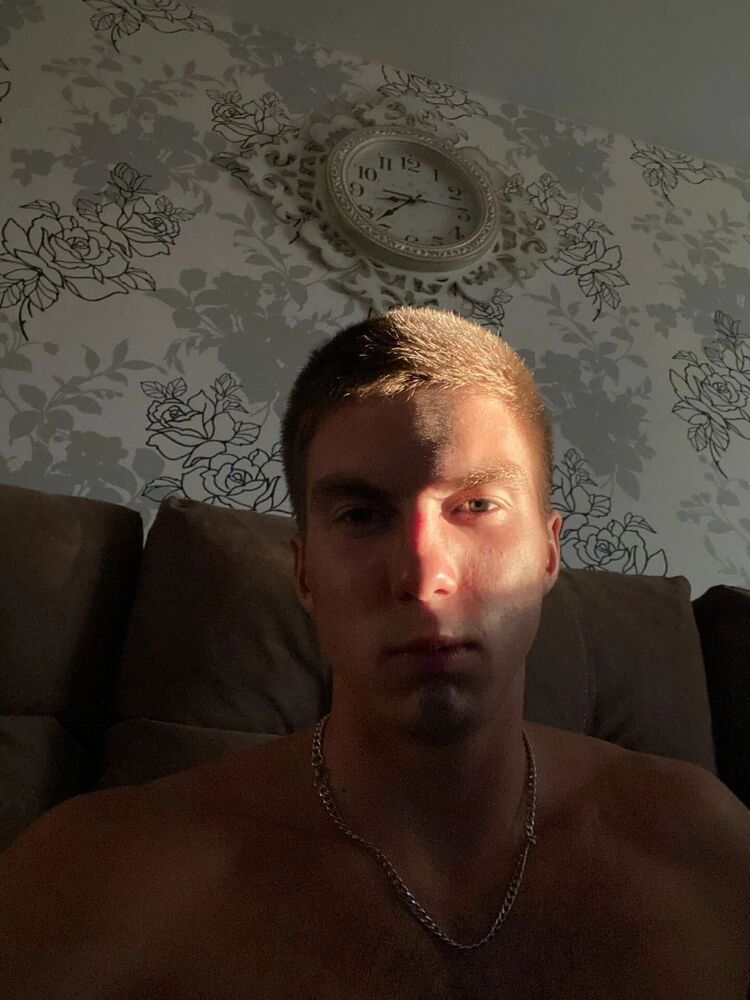  46081164  , 21 ,    