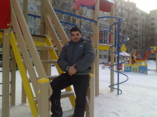  -,   Doni, 40 ,     , c 