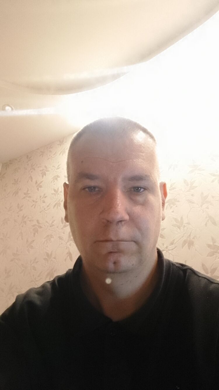  46757584  Alexander, 38 ,     