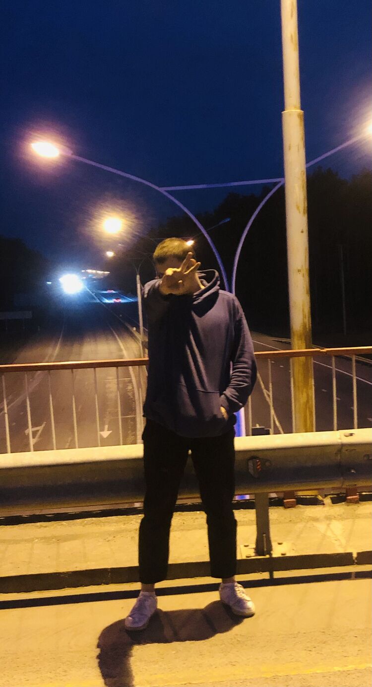 34259484  , 21 ,    