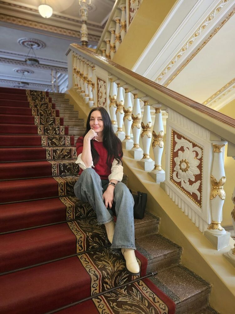  50275504  Julia, 49 ,    