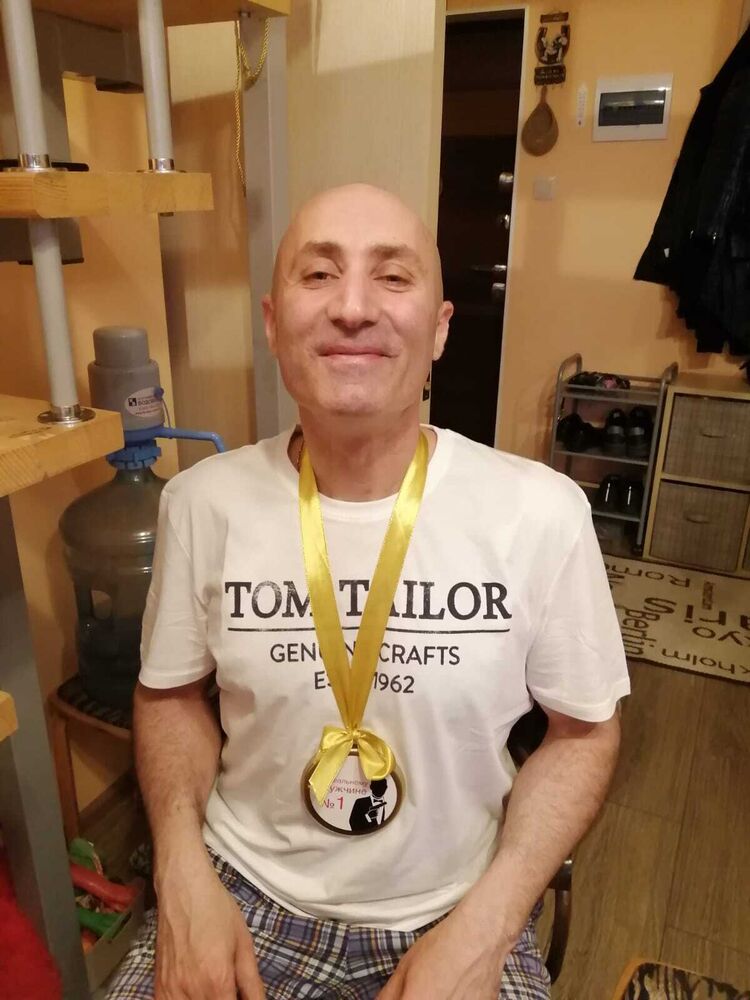  52669684  , 47 ,    