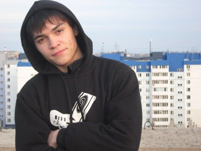  13958134  Saska, 34 ,     