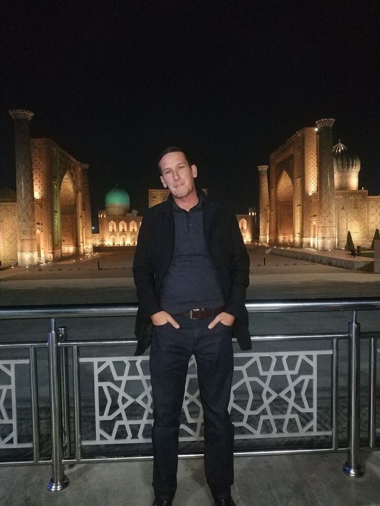  18086464  Farruh, 39 ,    