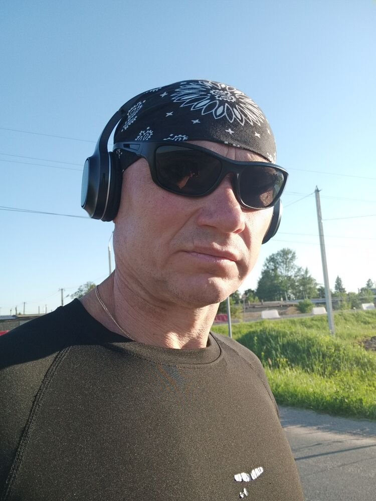  44267064  , 49 ,    