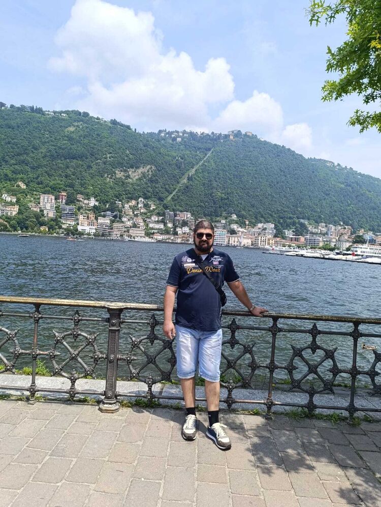  53298534  , 27 ,    Abbadia Lariana