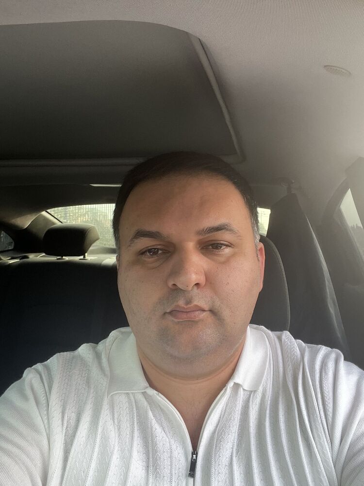  41098484  Sabka, 38 ,    
