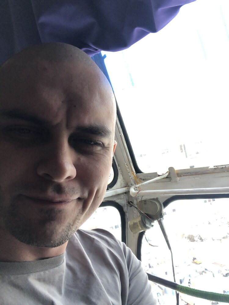  47504414  , 35 ,    