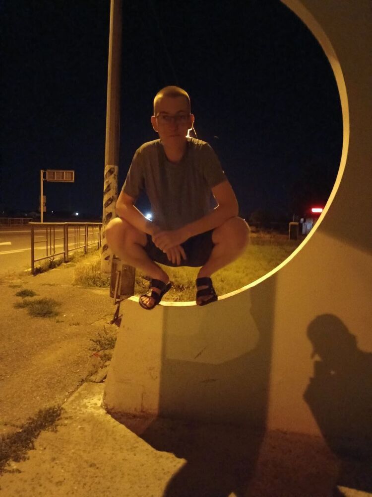  52818634  , 21 ,    