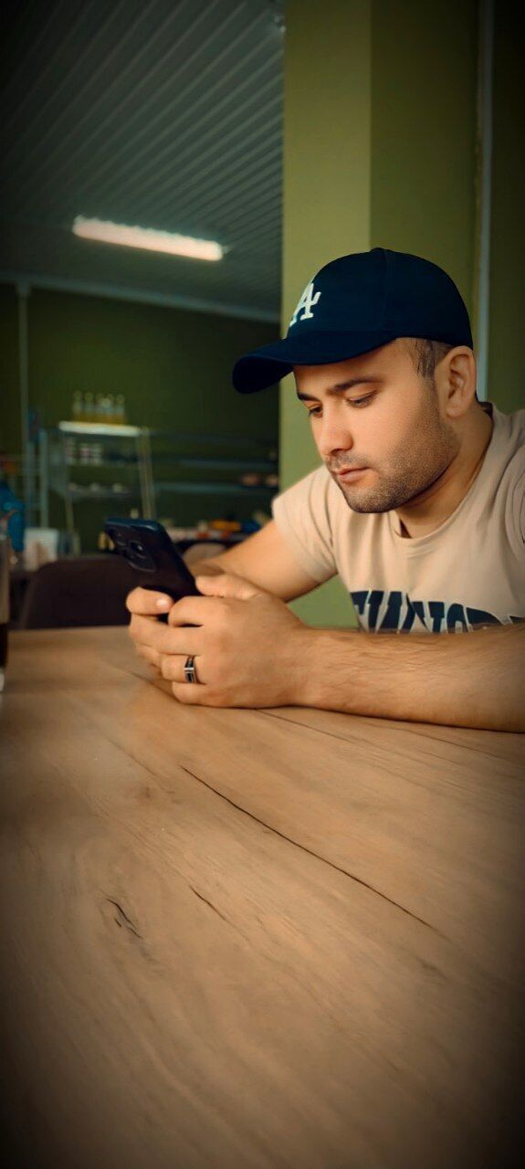   ,   Nodirbek, 30 ,   ,   