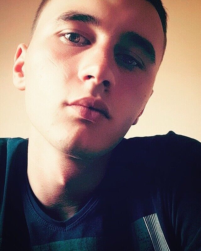  20039414  , 29 ,    -