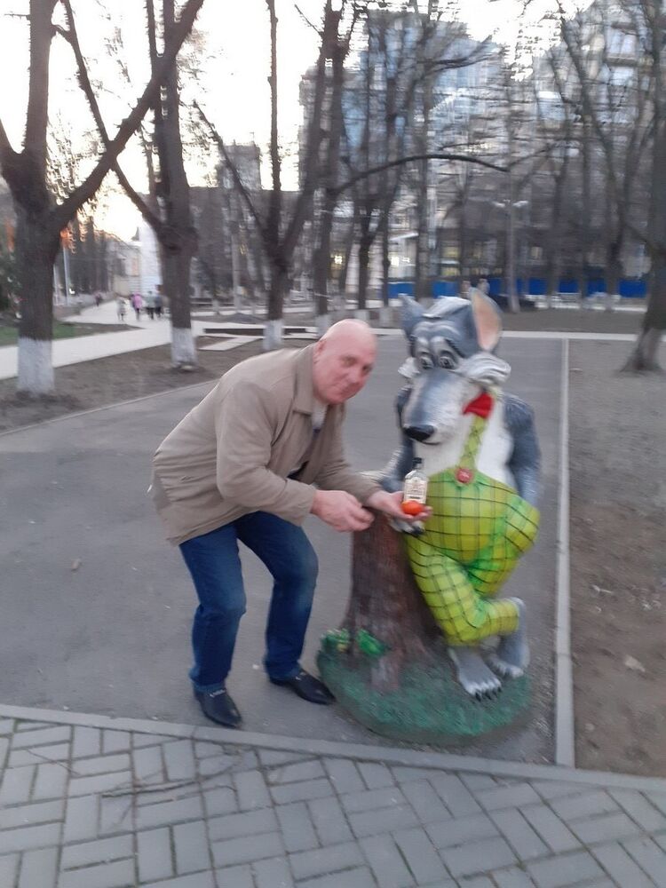  --,   , 63 ,     , c 