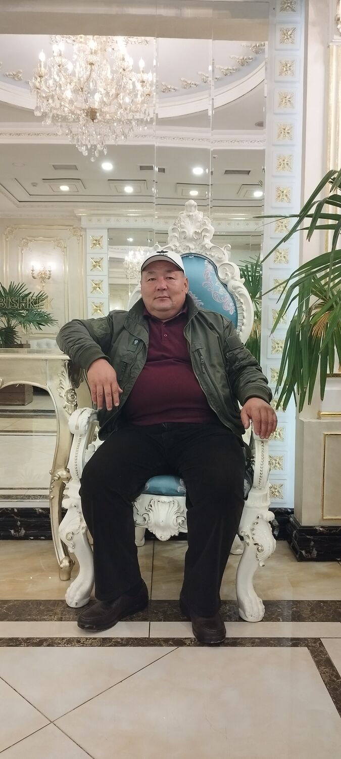  42600404  Kanatbek, 50 ,    