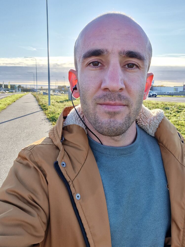  39484654  Rafo, 31 ,    
